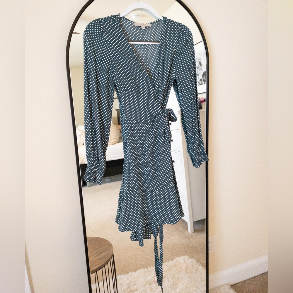 Loft 00 green dot wrap dress